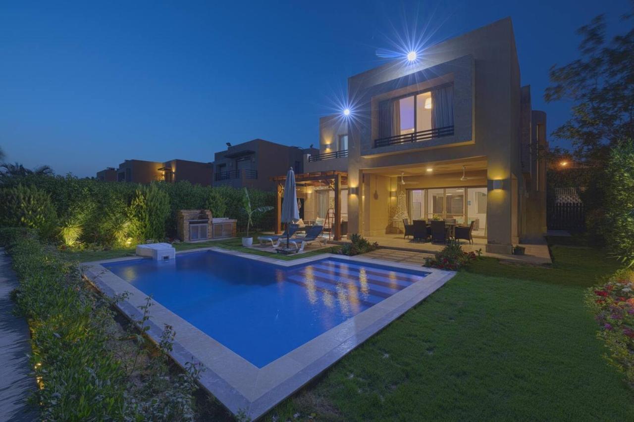 Safty Palm Oasis Private Pool & Access * Ain Suchna